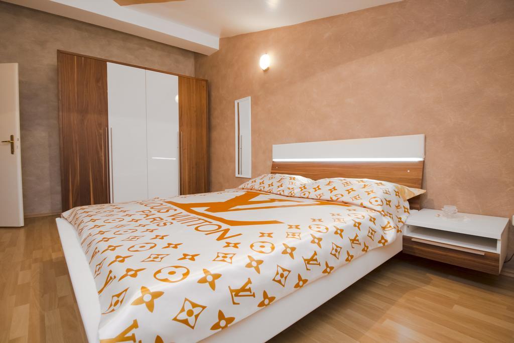 Apartments Maky & Dino Vodice Quarto foto