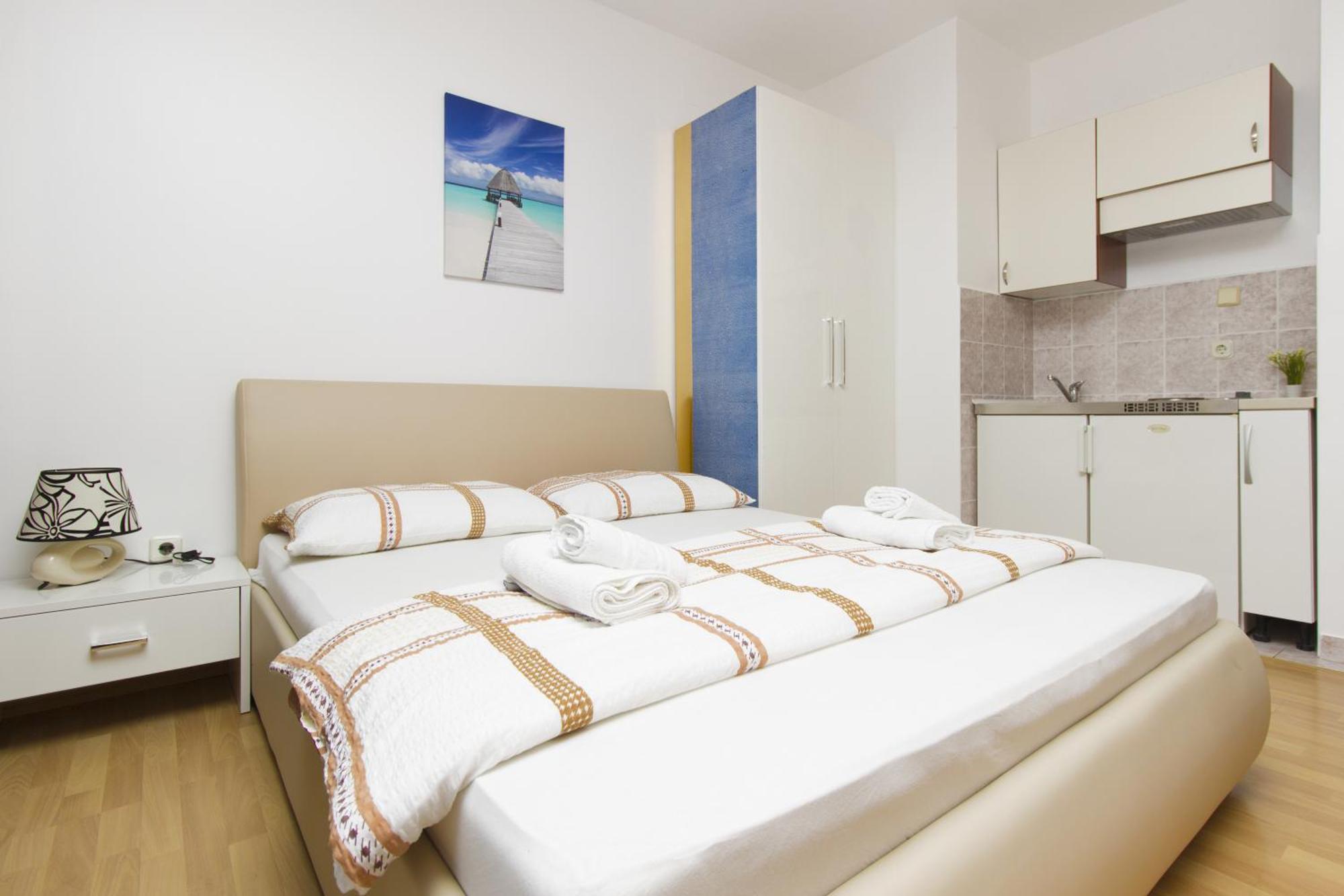 Apartments Maky & Dino Vodice Quarto foto