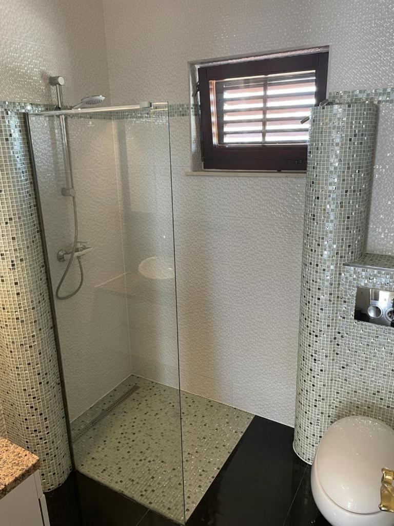 Apartments Maky & Dino Vodice Quarto foto